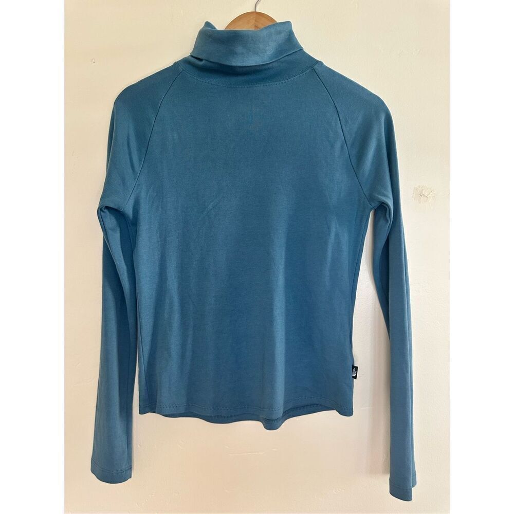 🌸 The North Face Teal Turtleneck Top Size Medium